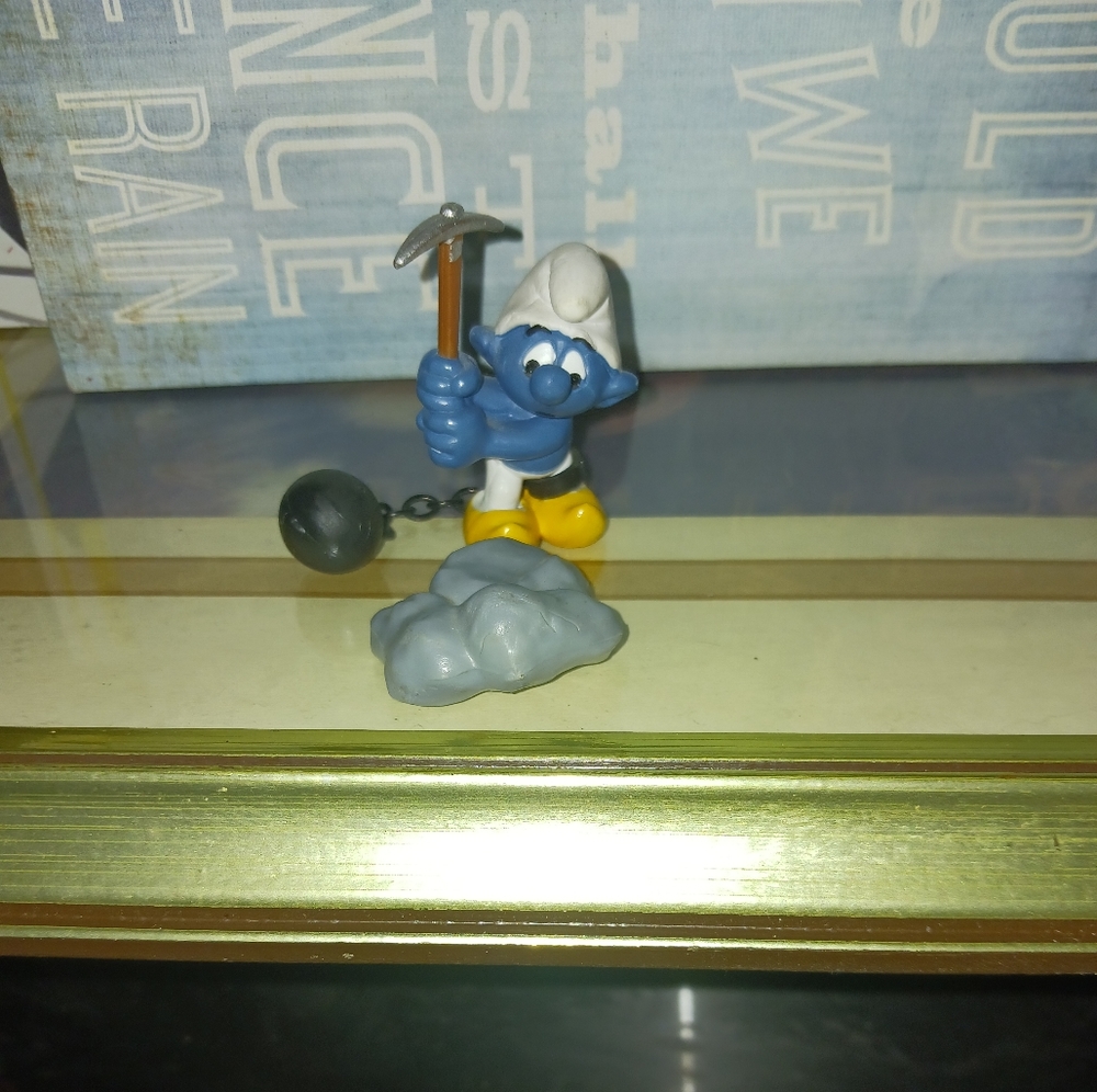 Vintage Smurf Toy